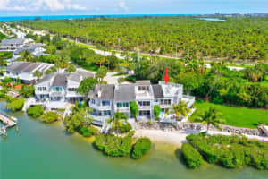 2402 Harbour Cove Dr, Fort Pierce, FL 34949, Sold 07/20/23