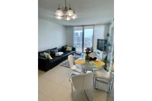 185 SW 7th St APT 3702, Miami, FL 33130, Sold 08/21/23