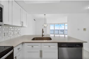 Opera Tower, 1750 N Bayshore Dr APT 2401, Miami, FL 33132, Sold 07/20/23