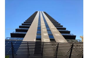 151 SE 1st St Apt 3510, Miami, FL 33131, Sold 07/14/23
