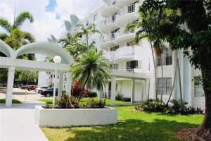 484 NW 165th St APT A315, Miami, FL 33169, Sold 06/02/23