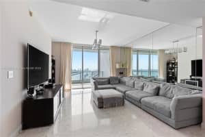 900 Biscayne Bay, 900 Biscayne Blvd APT 4309, Miami, FL 33132, Sold 07/17/23