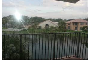 308 Palm Cir W, Pembroke Pines, FL 33025, Sold 07/14/23