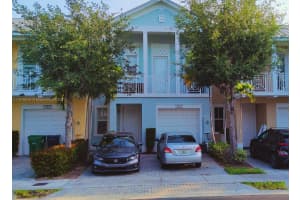 10821 NW 75th St, Doral, FL 33178, Sold 09/06/23