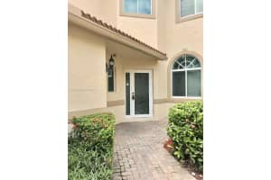 5127 Madison Lakes Cir E, Davie, FL 33328, Sold 05/30/23