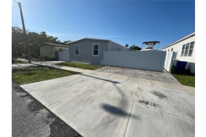 21420 NW 3rd Pl, Pembroke Pines, FL 33029, Sold 06/08/23