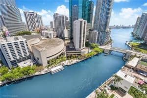 31 SE 5th St, Miami, FL 33131, Sold 06/05/23