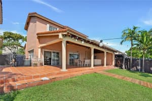 925 NW 126th Ct, Miami, FL 33182, Sold 07/21/23