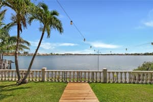 925 NW 126th Ct, Miami, FL 33182, Sold 07/21/23