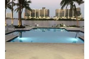 3245 Ne 184th St 13404, Aventura