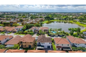 9839 NW 8th St, Miami, FL 33172, Sold 07/31/23