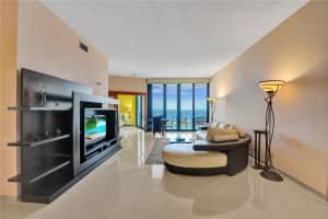 20281 E Country Club Dr, Aventura, FL 33180, Sold 11/21/23