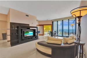 20281 E Country Club Dr, Aventura, FL 33180, Sold 11/21/23