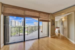 18181 NE 31st Ct APT 1208, Aventura, FL 33160, Sold 12/19/23