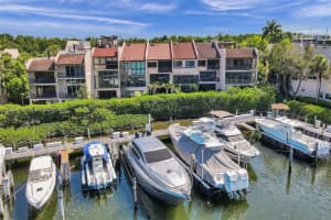 6028 Paradise Point Dr, Palmetto Bay, FL 33157, Sold 06/29/23