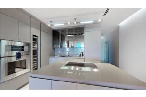 6799  Collins Ave   406 Miami Beach, FL 33141 - Off Market