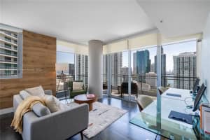 92 SW 3rd St APT 3110, Miami, FL 33130, Sold 07/11/23