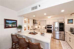 6767 Collins Ave APT 2206, Miami Beach, FL 33141, Sold 08/02/23