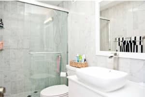 400 Kings Point Dr APT 1422, Sunny Isles Beach, FL 33160, Sold 07/10/23