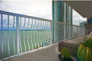 1200 Brickell Bay Dr APT 2201, Miami, FL 33131, Sold 06/28/24