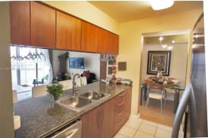 1200 Brickell Bay Dr APT 2201, Miami, FL 33131, Sold 06/28/24
