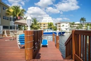 462 Golden Isles Dr APT 202, Hallandale Beach, FL 33009, Sold 02/29/24