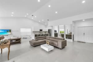 390 Carrington Dr, Weston, FL 33326, Sold 07/20/23