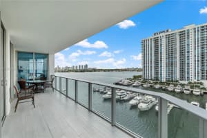 17301 Biscayne Blvd APT 801, Aventura, FL 33160, Sold 02/12/24