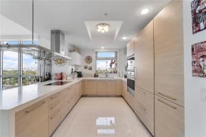 17301 Biscayne Blvd APT 801, Aventura, FL 33160, Sold 02/12/24