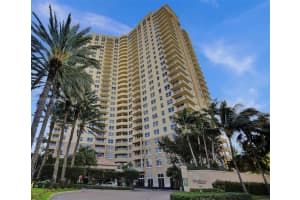 19501 W Country Club Dr APT 1501, Aventura, FL 33180, Sold 01/16/24