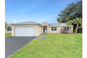 4021 SW 70th Terrace, Davie, FL 33314, Sold 07/13/23