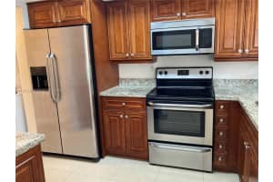 2620 S University Dr APT 210, Davie, FL 33328, Sold 06/15/23