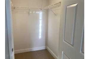 2620 S University Dr APT 210, Davie, FL 33328, Sold 06/15/23