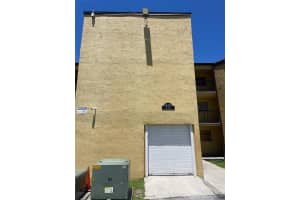 15430 SW 82nd Ln APT 624, Miami, FL 33193, Sold 08/31/23