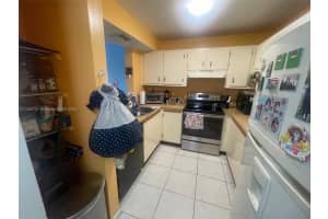 15430 SW 82nd Ln APT 624, Miami, FL 33193, Sold 08/31/23