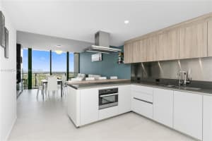 1000 Brickell Plaza Unit 4904, Miami, FL 33131, Sold 08/31/23