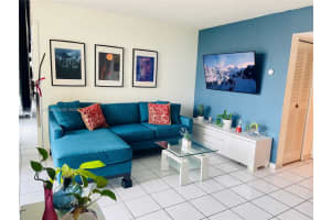 11800 SW 18th St APT 429, Miami, FL 33175, Sold 06/28/23