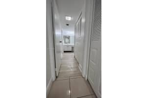 20301 W Country Club Dr APT 1721, Aventura, FL 33180, Sold 08/11/23