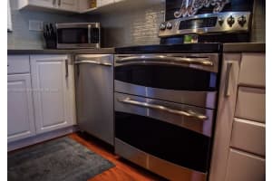 9351 Fontainebleau Blvd APT B206, Miami, FL 33172, Sold 06/20/23