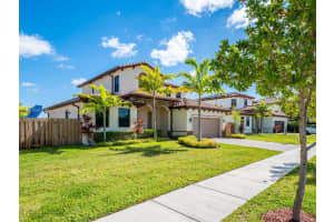 2495 SE 2nd St, Homestead, FL 33033, Sold 07/10/23
