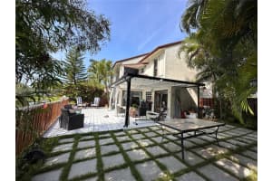 493 NW 98th Ct #493, Miami, FL 33172, Sold 05/26/23