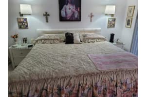 8615 NW 8th St APT 223, Miami, FL 33126, Sold 07/24/23