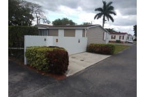 220 NE 12th Ave, Homestead, FL 33030, Sold 10/20/23