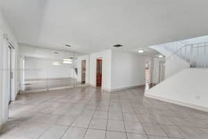 8320 SW 154th Ave APT 33, Miami, FL 33193, Sold 06/09/23