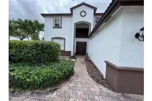 1934 SE 17th St, Homestead, FL 33035, Sold 09/29/23