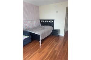 31 SE 5th St APT 4116, Miami, FL 33131, Sold 07/18/23