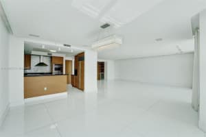 20201 E Country Club Dr APT 602, Aventura, FL 33180, Sold 07/27/23