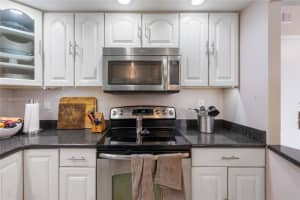 1450 Brickell Bay Dr APT 1605, Miami, FL 33131, Sold 09/29/23