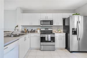 20862 NW 3rd Ct, Pembroke Pines, FL 33029, Sold 06/20/23