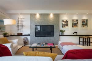 121 Crandon Blvd 463, Key Biscayne